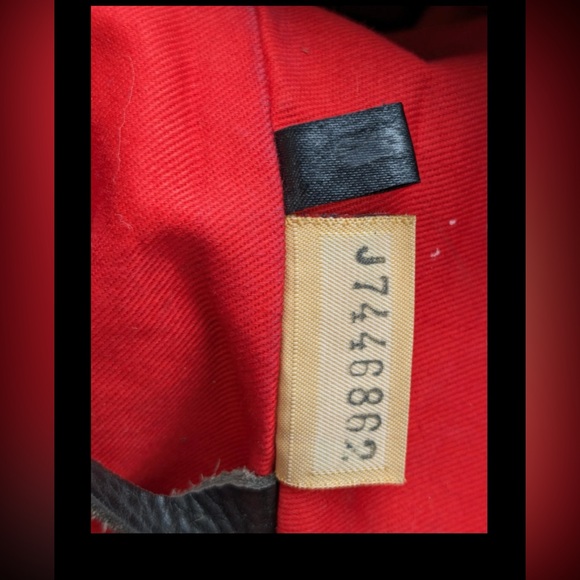 XXL Authentic Dooney & Bourke Shoulder Bag - SOLD - Picture 9 of 14